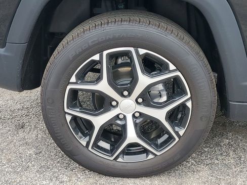 Used 2024 Jeep Compass Limited AWD/4WD image 5