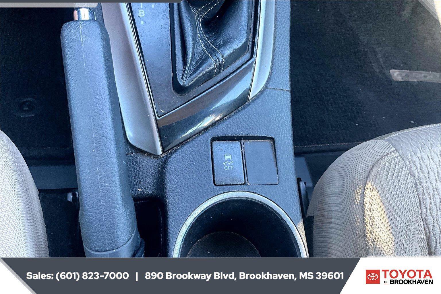 Used 2015 Toyota Corolla FWD image 22