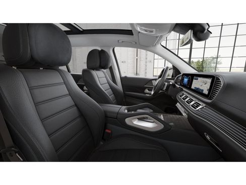 New 2026 Mercedes-Benz GLS 450 4MATIC image 46