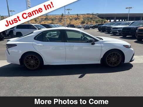 Used 2023 Toyota Camry SE FWD image 7