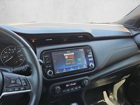 Used 2023 Nissan Kicks SR FWD image 15