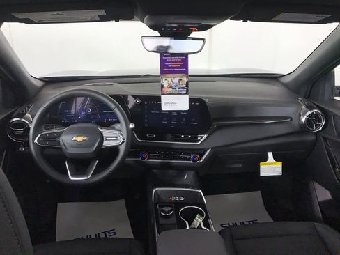 New 2026 Chevrolet Equinox LT w/ Convenience Package II image 38