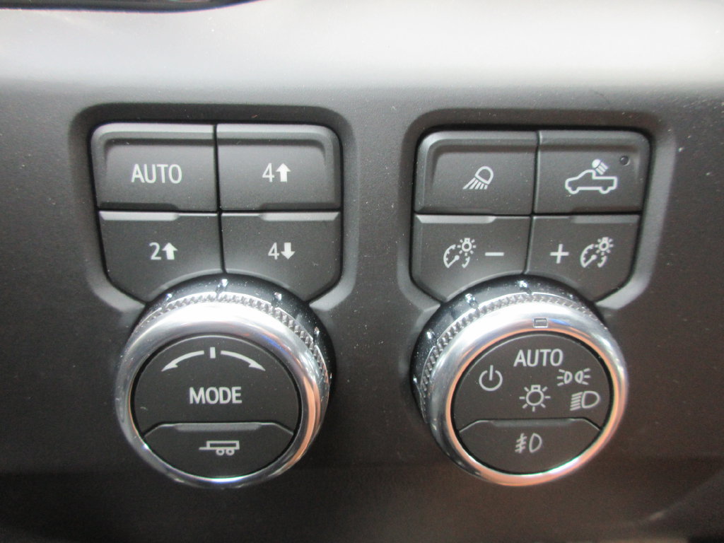 New 2026 GMC Sierra 1500 AT4 w/ AT4 Premium Package AWD/4WD image 19