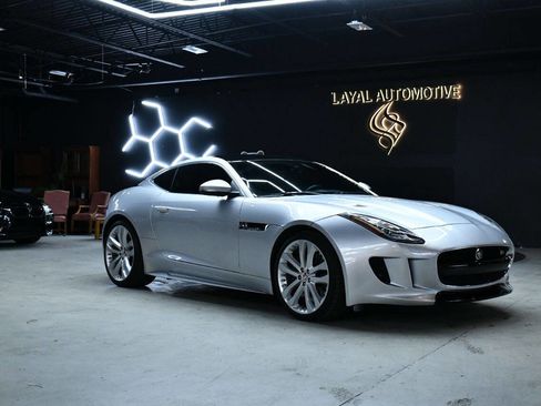 Used 2016 Jaguar F-TYPE S image 4