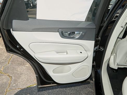 New 2025 Volvo XC60 T8 Plus w/ Protection Package Premier image 16