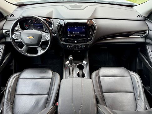 Used 2020 Chevrolet Traverse LT w/ LPO, Black Accent Package AWD/4WD image 25