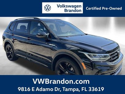 Certified 2023 Volkswagen Tiguan SE R-Line