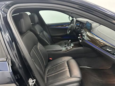 Used 2018 BMW 540i RWD image 28