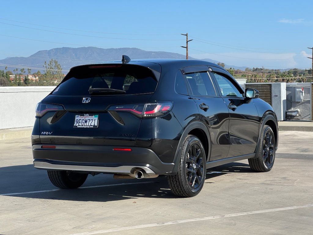 Used 2023 Honda HR-V Sport image 31