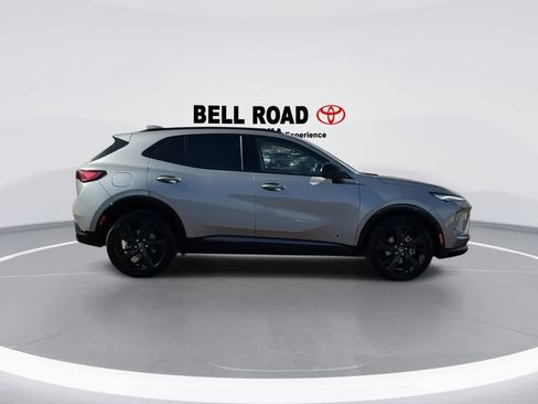 Used 2025 Buick Envision Sport Touring image 9