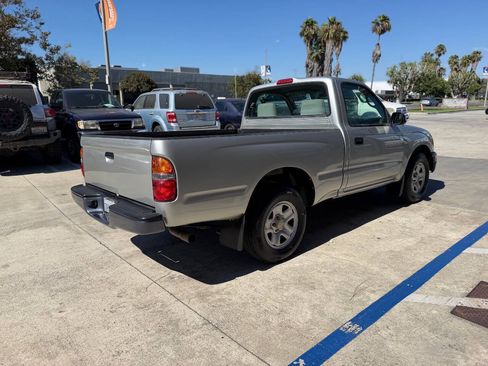 Used 2004 Toyota Tacoma 2WD Regular Cab w/ Enhancement Pkg image 11