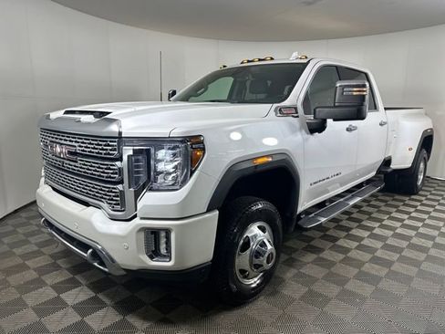 Used 2022 GMC Sierra 3500 Denali image 7
