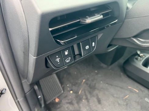 New 2025 Kia EV6 Wind AWD/4WD image 19