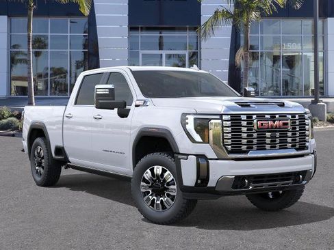 New 2026 GMC Sierra 2500 Denali w/ Denali Reserve Package AWD/4WD image 7