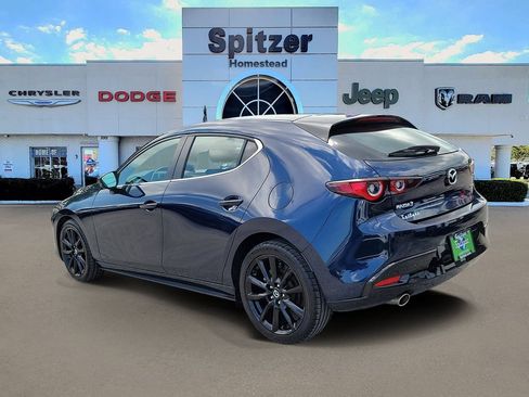 Used 2024 MAZDA MAZDA3 s FWD image 3