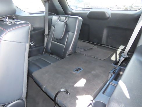 Used 2025 Ford Explorer ST-Line w/ Premium Package RWD image 21