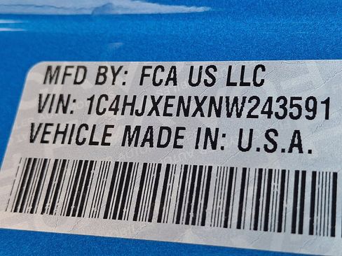 Certified 2022 Jeep Wrangler Unlimited Sahara w/ LED Lighting Group image 27