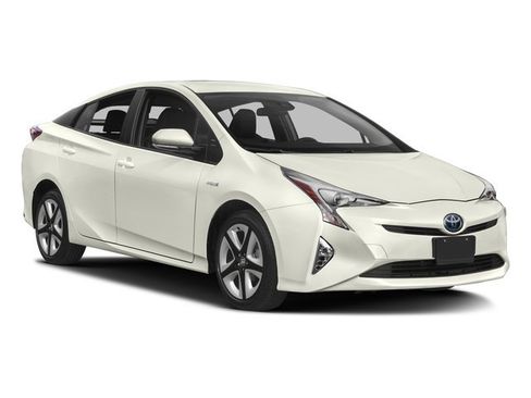 Used 2017 Toyota Prius Three Touring w/ Appearance Package FWD image 6