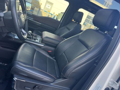 Used 2023 Ford F150 Lariat image 13