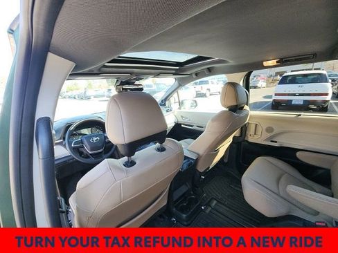 Used 2024 Toyota Sienna XLE w/ XLE Plus Package image 24