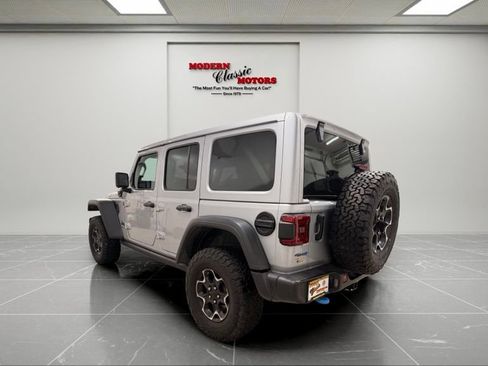Used 2023 Jeep Wrangler Unlimited Rubicon 4xe w/ Cold Weather Group AWD/4WD image 5