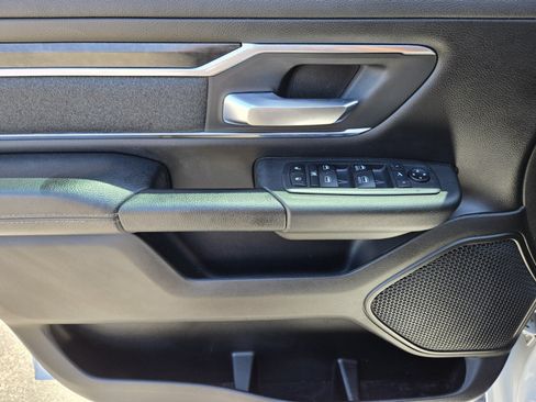 Used 2019 RAM 1500 Big Horn AWD/4WD image 14