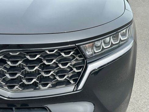 Used 2023 Kia Sorento X-Line EX image 12