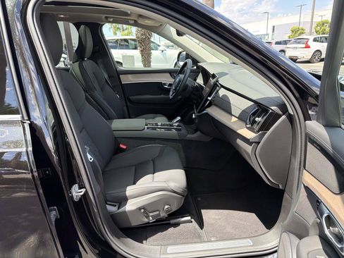 Used 2026 Volvo XC90 T8 Plus AWD/4WD image 26