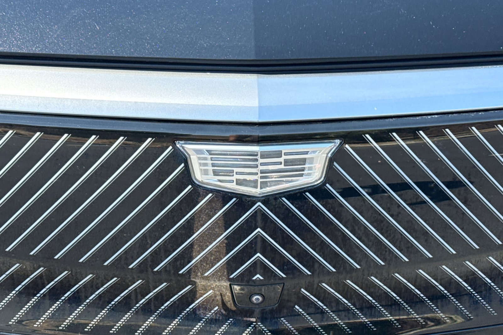 Used 2024 Cadillac Lyriq Luxury RWD image 8