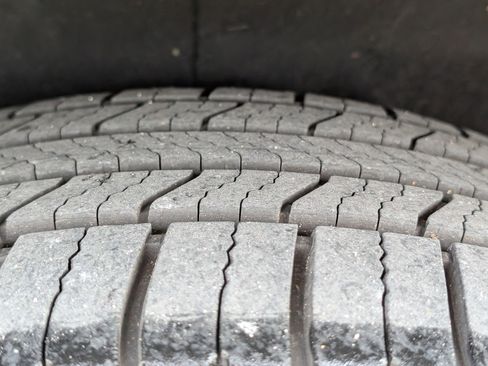 Used 2021 Subaru Ascent Limited w/ Technology Package image 27