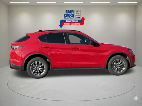 Used 2024 Alfa Romeo Stelvio Sprint AWD/4WD image 5