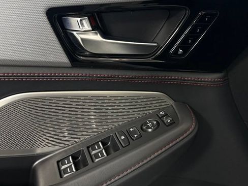 Used 2022 Acura MDX A-Spec AWD/4WD image 15
