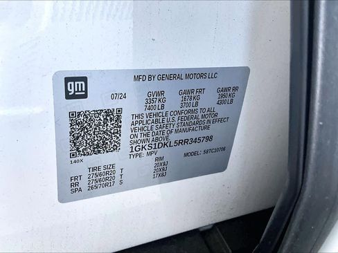 Used 2024 GMC Yukon Denali image 31