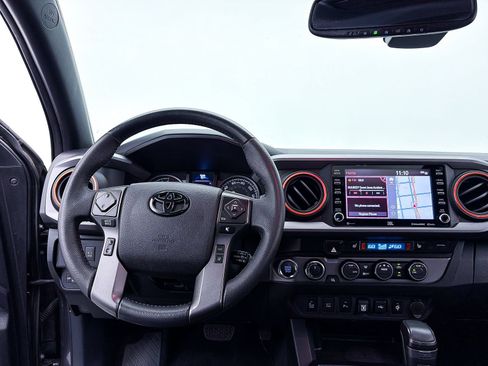 Used 2021 Toyota Tacoma TRD Pro AWD/4WD image 9