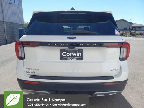 New 2025 Ford Explorer Active w/ Active Comfort Package image 4