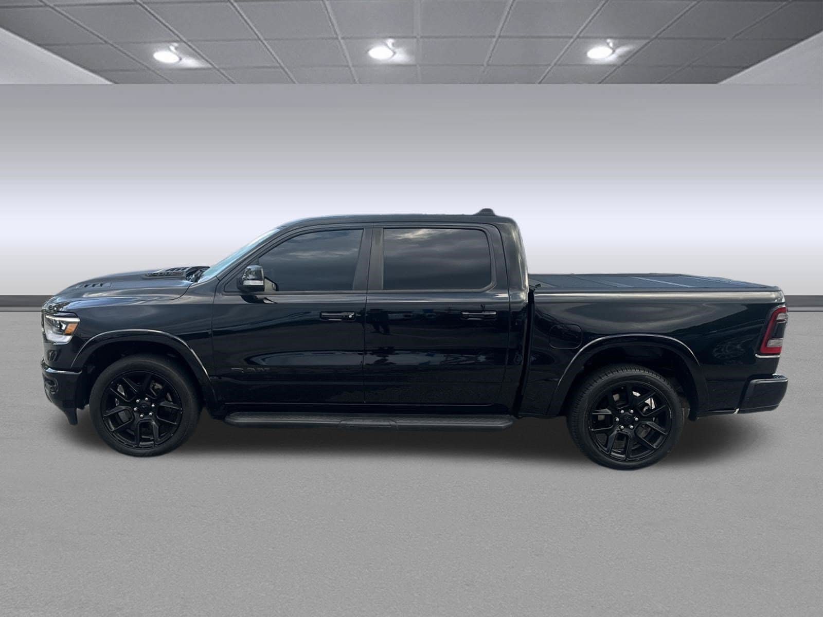 Used 2022 RAM 1500 Laramie RWD image 6