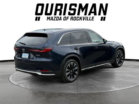 Used 2024 MAZDA CX-90 Plug-In Hybrid w/ Premium Pkg image 4