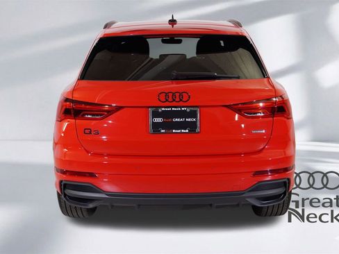 Certified 2025 Audi Q3 2.0T Premium w/ Convenience Package image 22
