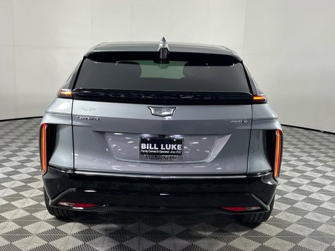 Used 2024 Cadillac Lyriq Tech w/ Driver Assist Package image 8