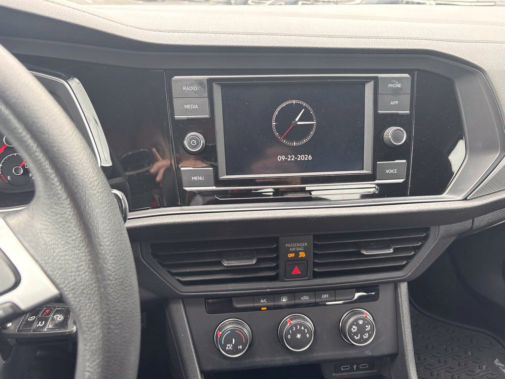 Used 2021 Volkswagen Jetta S FWD image 25