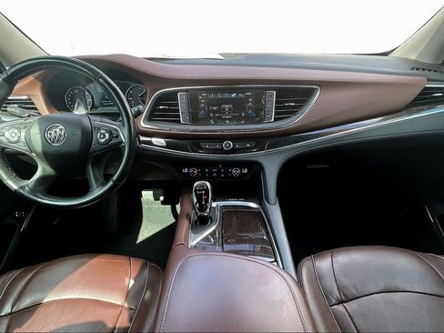 Used 2018 Buick Enclave Avenir w/ Avenir Technology Package image 13