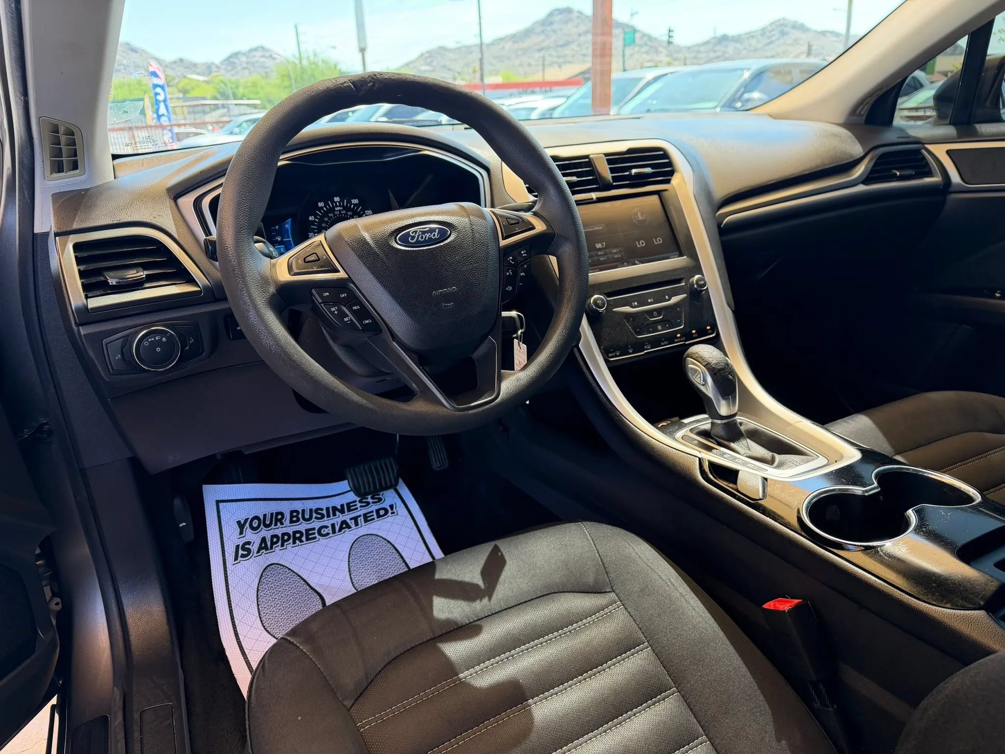 Used 2014 Ford Fusion SE FWD image 14
