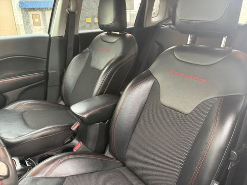 Used 2021 Jeep Compass Trailhawk AWD/4WD image 14