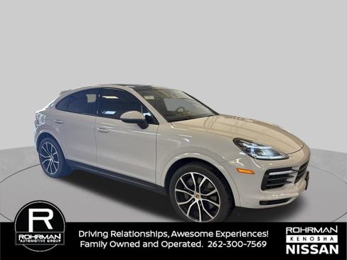 Used 2022 Porsche Cayenne Coupe AWD/4WD image 8