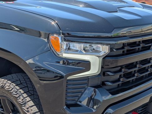 Used 2023 Chevrolet Silverado 1500 LT Trail Boss w/ Convenience Package II AWD/4WD image 11