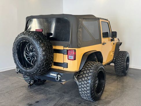 Used 2013 Jeep Wrangler Sport AWD/4WD image 4