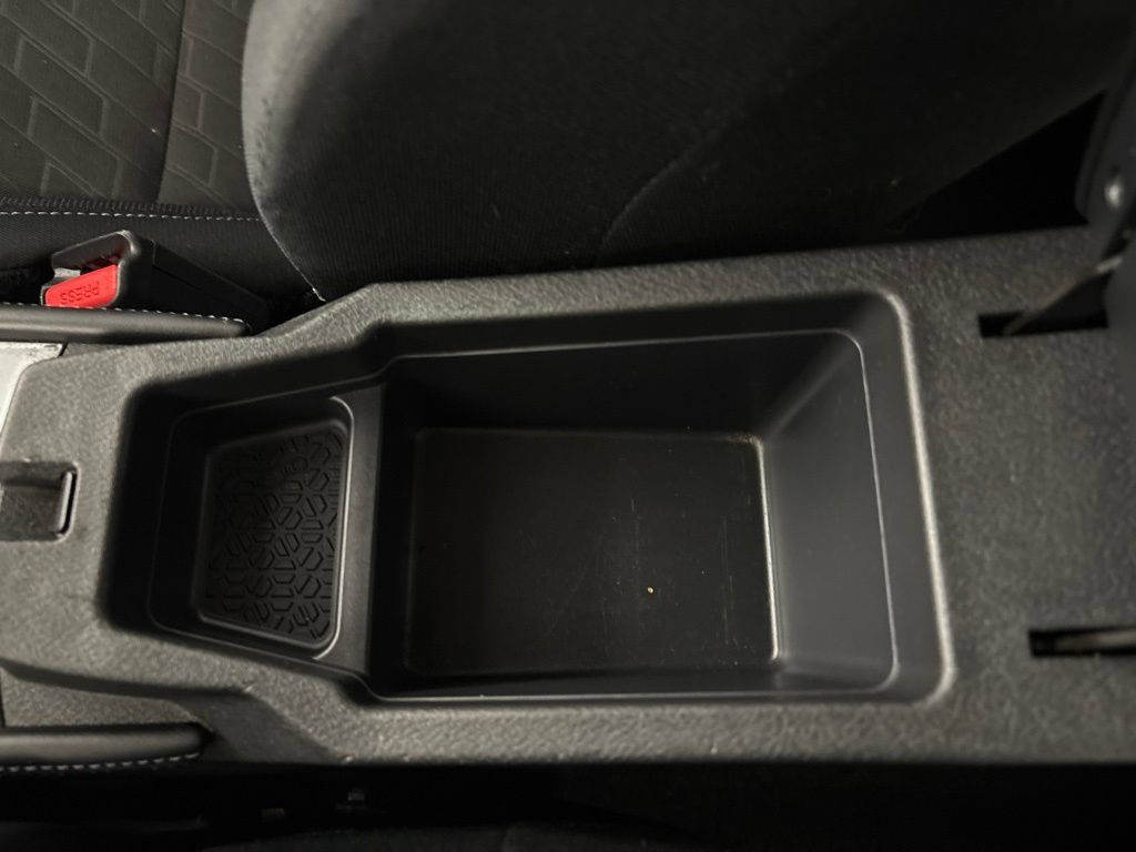 Used 2023 Nissan Kicks SV FWD image 28