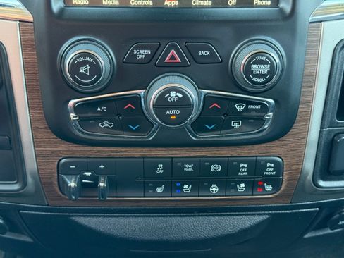 Used 2017 RAM 2500 Laramie image 28