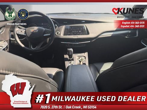 Used 2023 Cadillac XT4 Premium Luxury w/ Enhanced Visibility Package AWD/4WD image 6