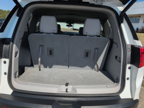 Used 2019 GMC Acadia SLT image 4